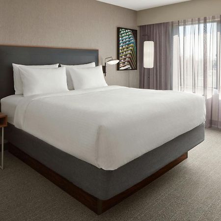 Courtyard By Marriott Mississauga-Airport Corporate Centre West Hotel Eksteriør billede
