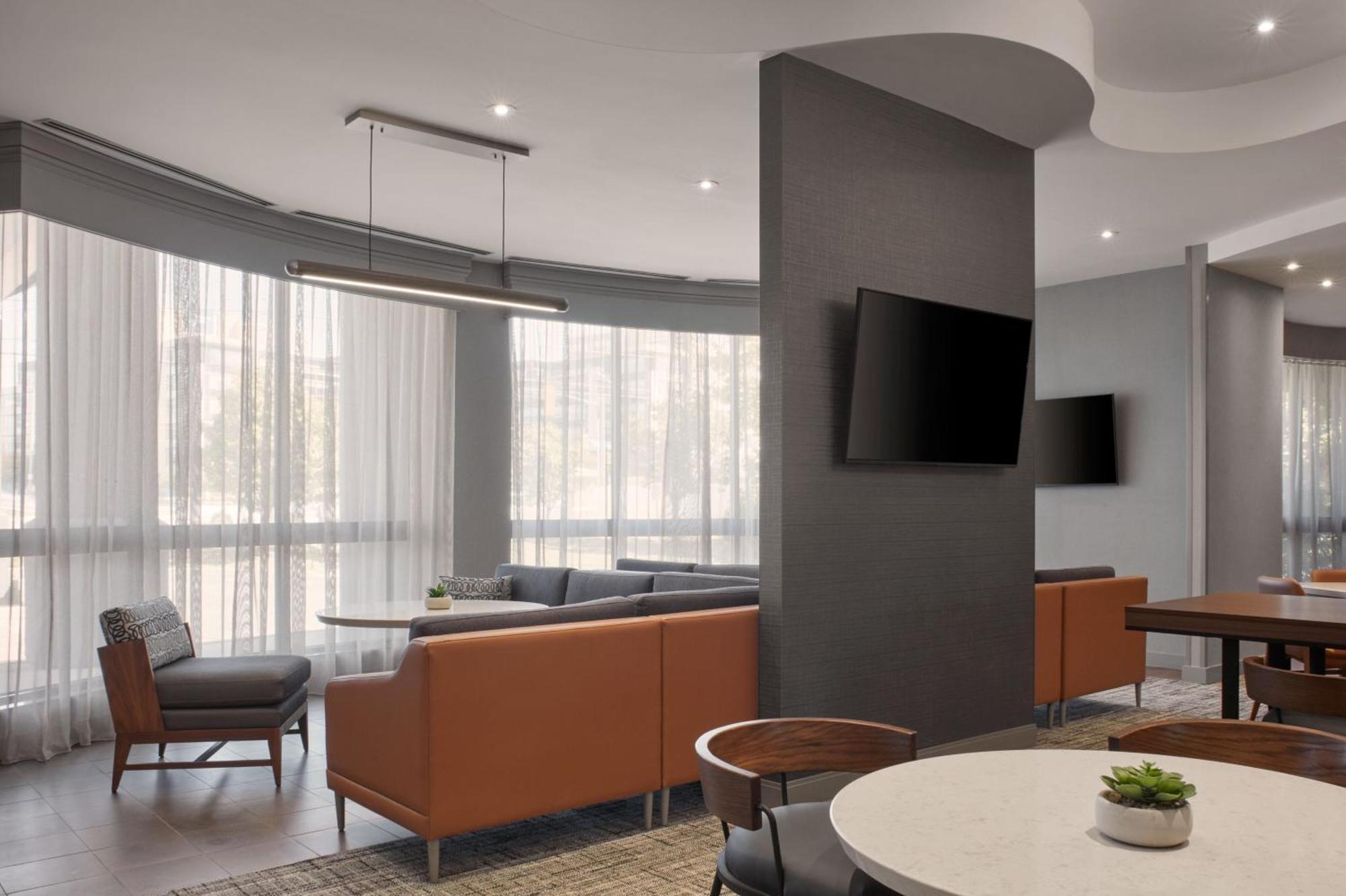 Courtyard By Marriott Mississauga-Airport Corporate Centre West Hotel Eksteriør billede
